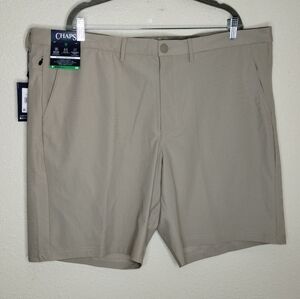 Chaps Golf Slim Fit Khaki Shorts Mens Size 40